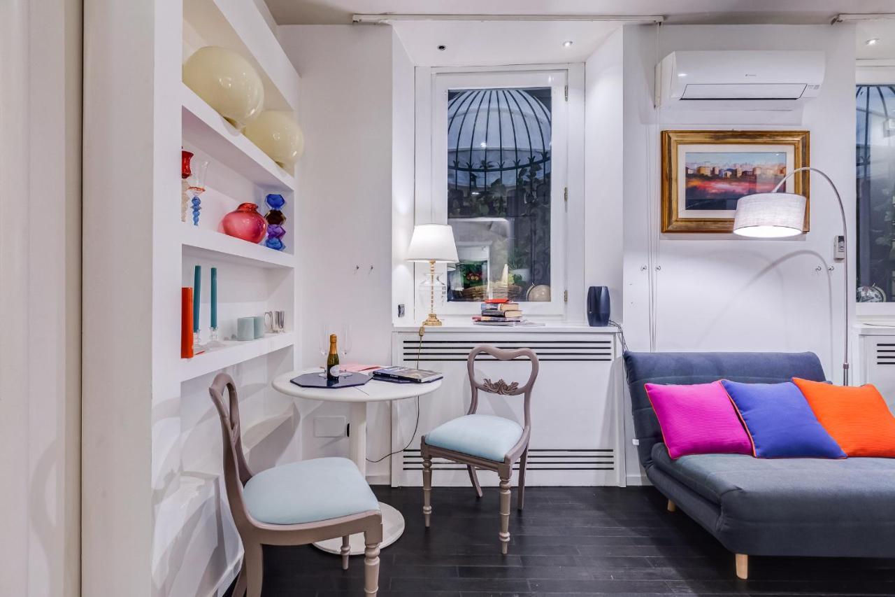 Apartment Via Condotti Private Rom